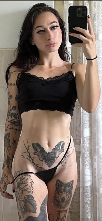 Full leaked Slayvixen private photo