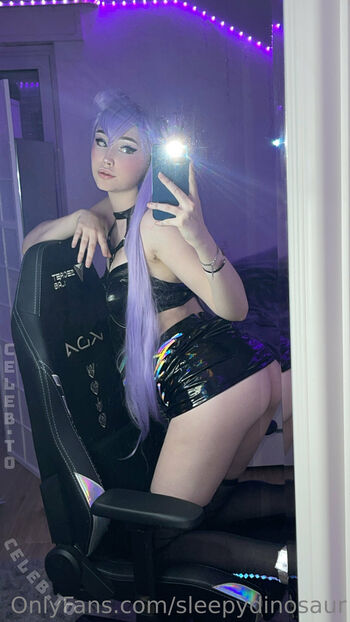 Full leaked Sleepydinosaur  page private onlyfans photo