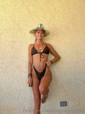 Full leaked Slimthickbrifree private photo