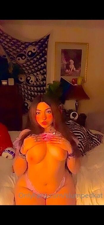 Full leaked Slumpedkat private onlyfans photo