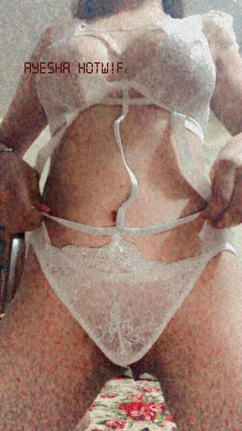 Full leaked Slutty ayesha private photo