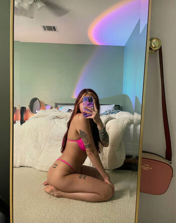 Full leaked Sluuttyallyy private photo