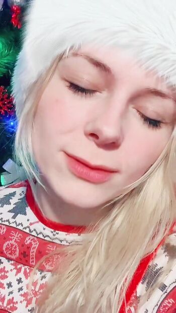 Full leaked Smileydani page private onlyfans photo