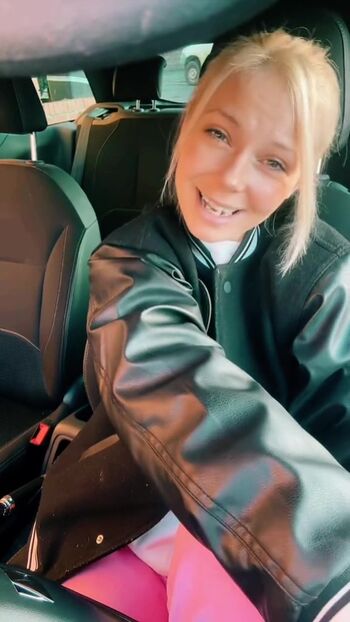 Full leaked Smileydani page private onlyfans photo