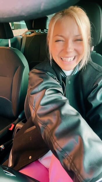 Full leaked Smileydani page private onlyfans photo