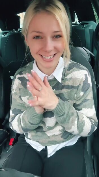 Full leaked Smileydani page private onlyfans photo