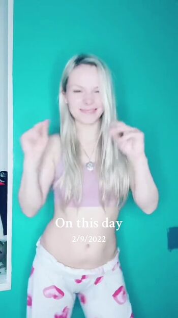 Full leaked Smileydani page private onlyfans photo