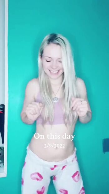 Full leaked Smileydani page private onlyfans photo