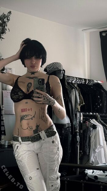 Full leaked Smokeish private onlyfans photo