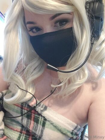 Full leaked Smol minxy private photo