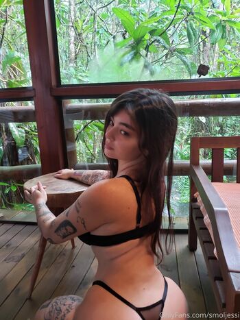 Full leaked Smoljessi page private photo