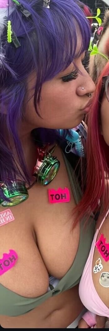 Full leaked Snailsquee private onlyfans photo