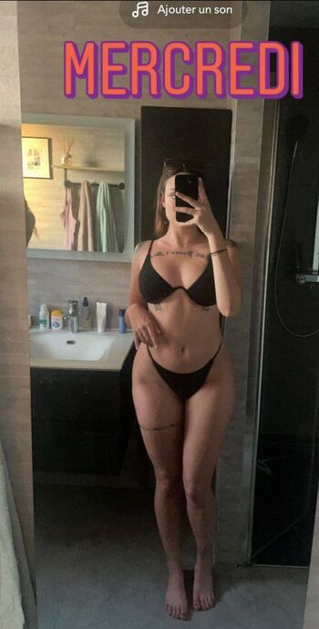 Full leaked Snakeez private photo