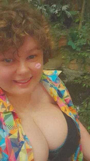 Full leaked Snaphappyadventurer private photo