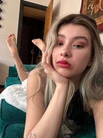 Full leaked Snezhangel private onlyfans photo