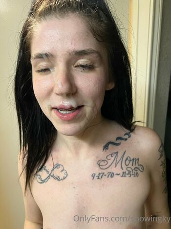 Full leaked Snowingky private onlyfans photo