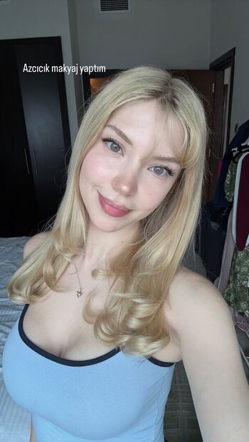 Full leaked Snowmaiid private onlyfans photo