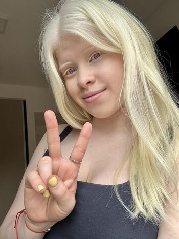 Full leaked Snowwhitebella private onlyfans photo