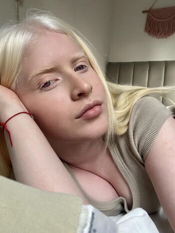 Full leaked Snowwhiteemma page private onlyfans photo