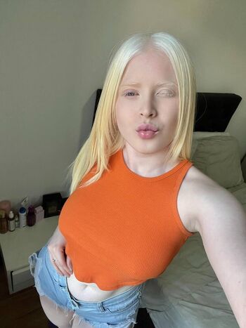 Full leaked Snowwhiteemma page private onlyfans photo