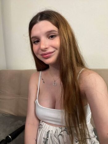 Full leaked Sofia home private photo