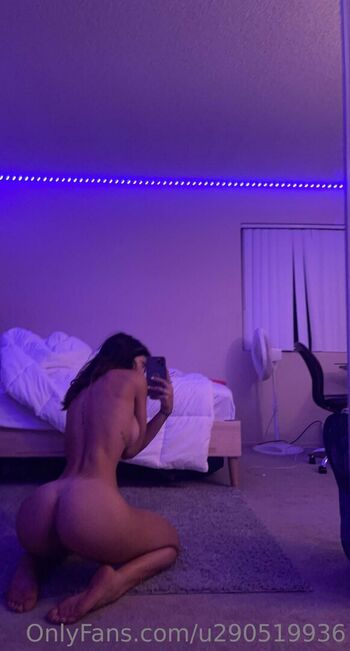 Full leaked Sofianextdoor private photo