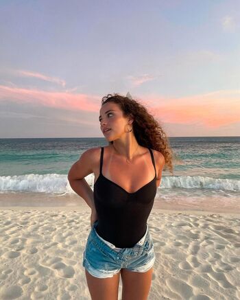 Full leaked Sofie dossi private photo