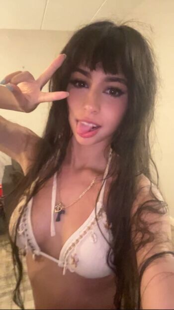 Full leaked Softdoll private photo