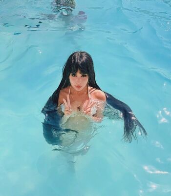 Full leaked Softdoll private photo