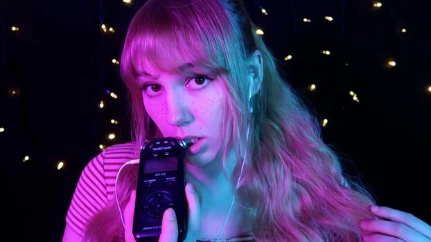 Full leaked Softlygaloshes private onlyfans photo