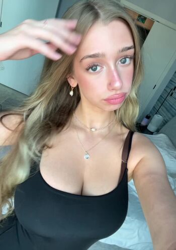 Full leaked Sofyaplotnikova private photo