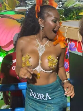 Full leaked Solange vega private photo