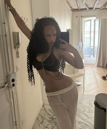 Full leaked Solaya ismail private photo