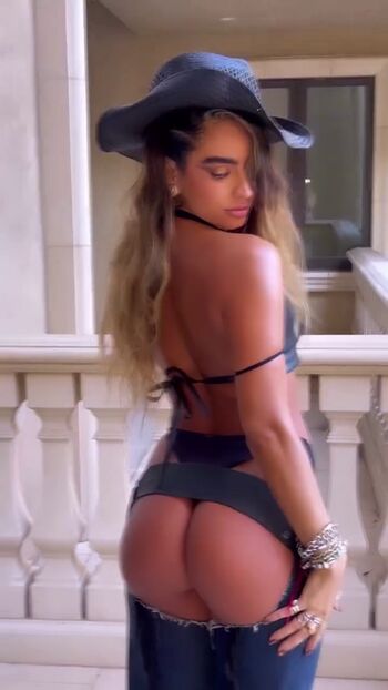 Full leaked Sommer ray page private onlyfans photo