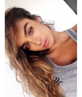 Full leaked Sommer ray private photo