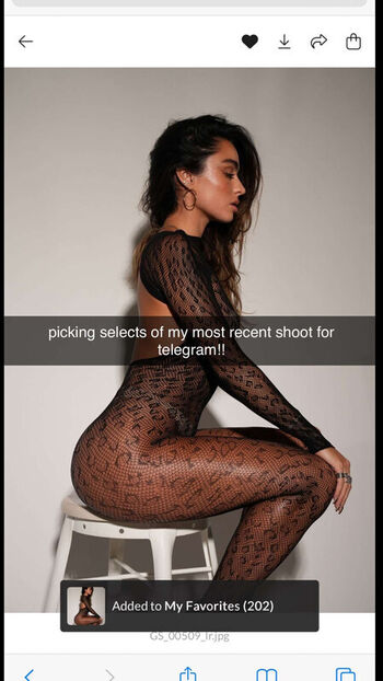 Full leaked Sommer ray page private photo