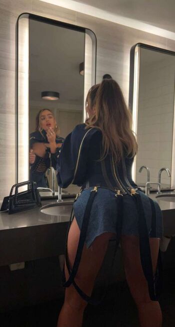 Full leaked Sommer ray private photo