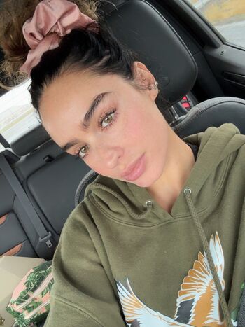 Full leaked Sommer ray private photo