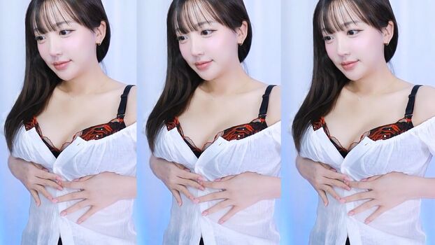 Full leaked Son ye eun page private onlyfans photo