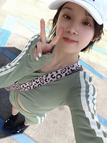 Full leaked Song yuqi private photo