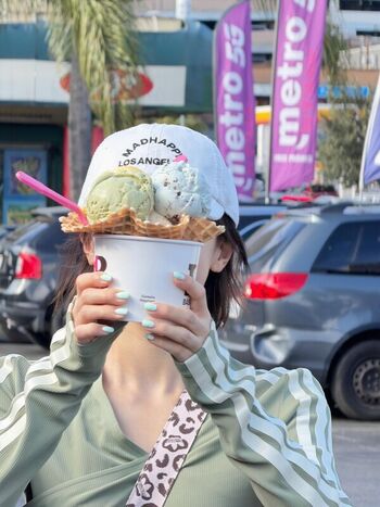 Full leaked Song yuqi private photo