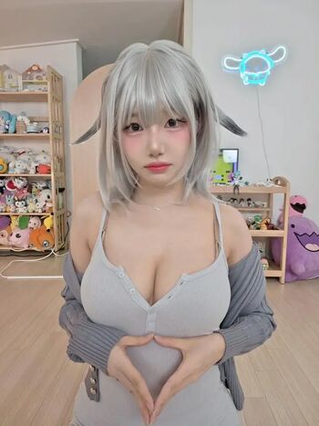 Full leaked Sooflower page private onlyfans photo