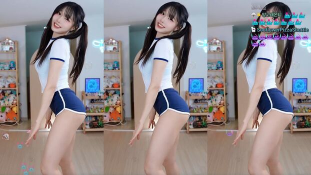 Full leaked Sooflower private onlyfans photo