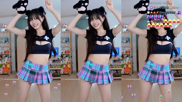 Full leaked Sooflower private onlyfans photo