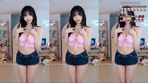 Full leaked Sooflower page private photo