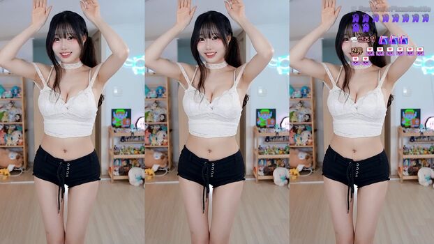 Full leaked Sooflower page private photo