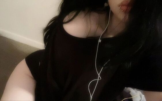 Full leaked Sophbewbs private onlyfans photo