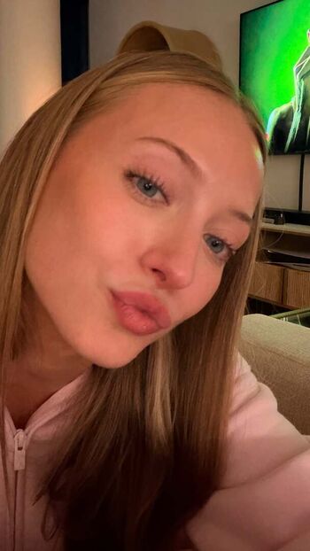 Full leaked Sophia diamond private photo
