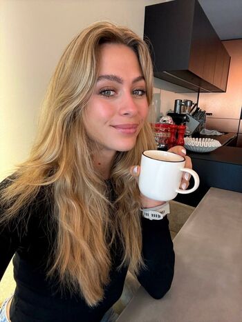 Full leaked Sophia flrsch private photo