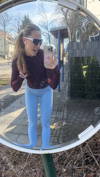 Full leaked Sophia flrsch private photo
